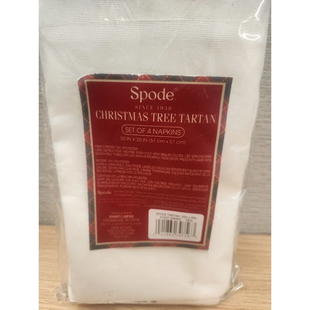Spode Christmas Tree Tartan Set Of Four Napkins 20
